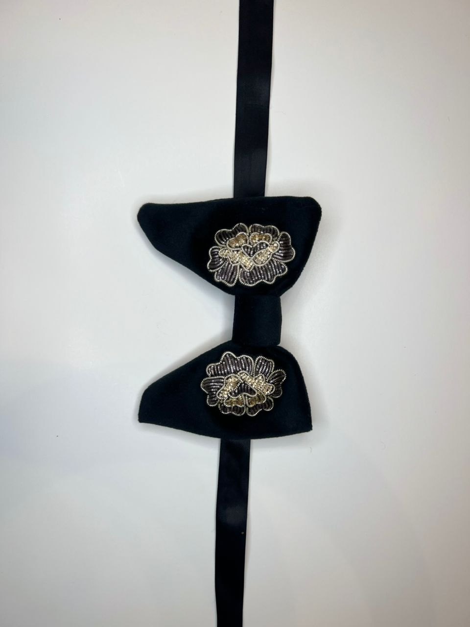 Black Nader Bustan Bow Tie – Silver & Gold Sermeh Embroidery | Handmade Velvet